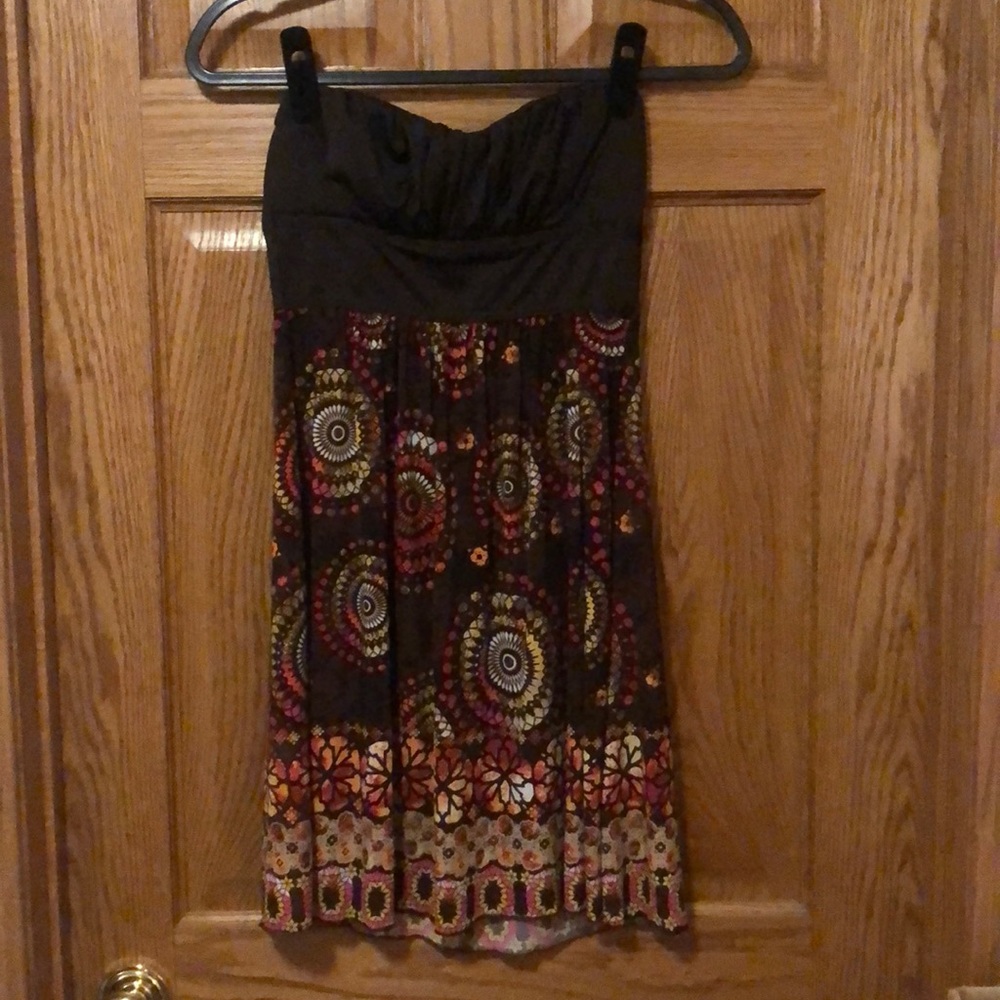Brown strapless dress
